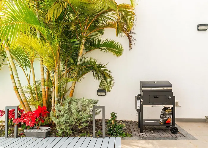 Villa Nunes, Big Holiday House With Private Pool
