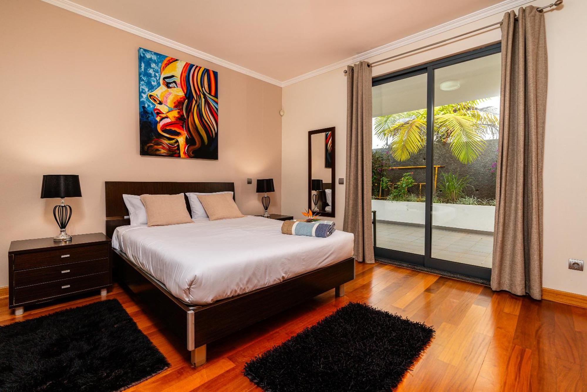 Villa Nunes, Big House With Private Pool Calheta (Madeira)
