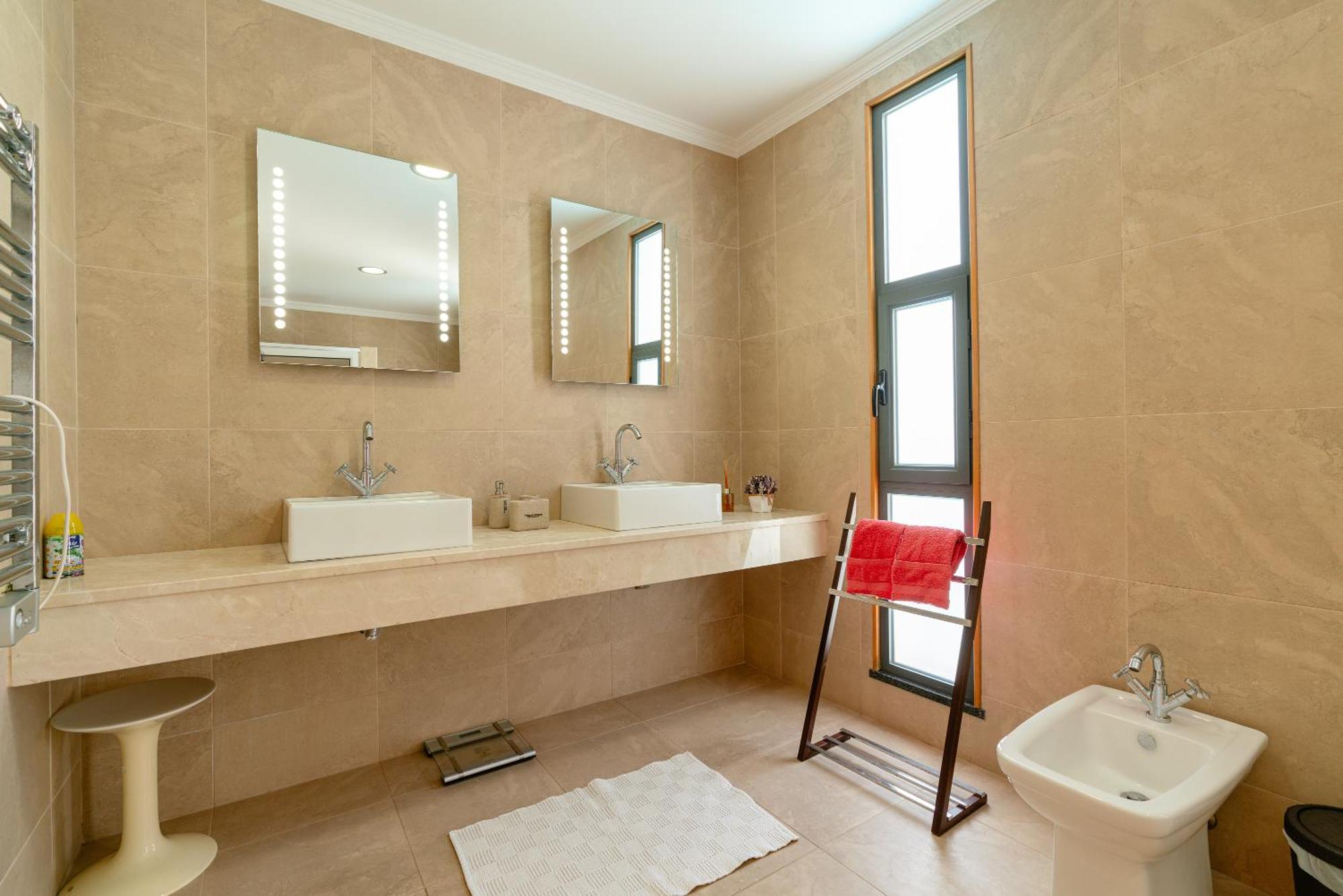Nunes, Big House With Private Pool Villa Calheta (Madeira)