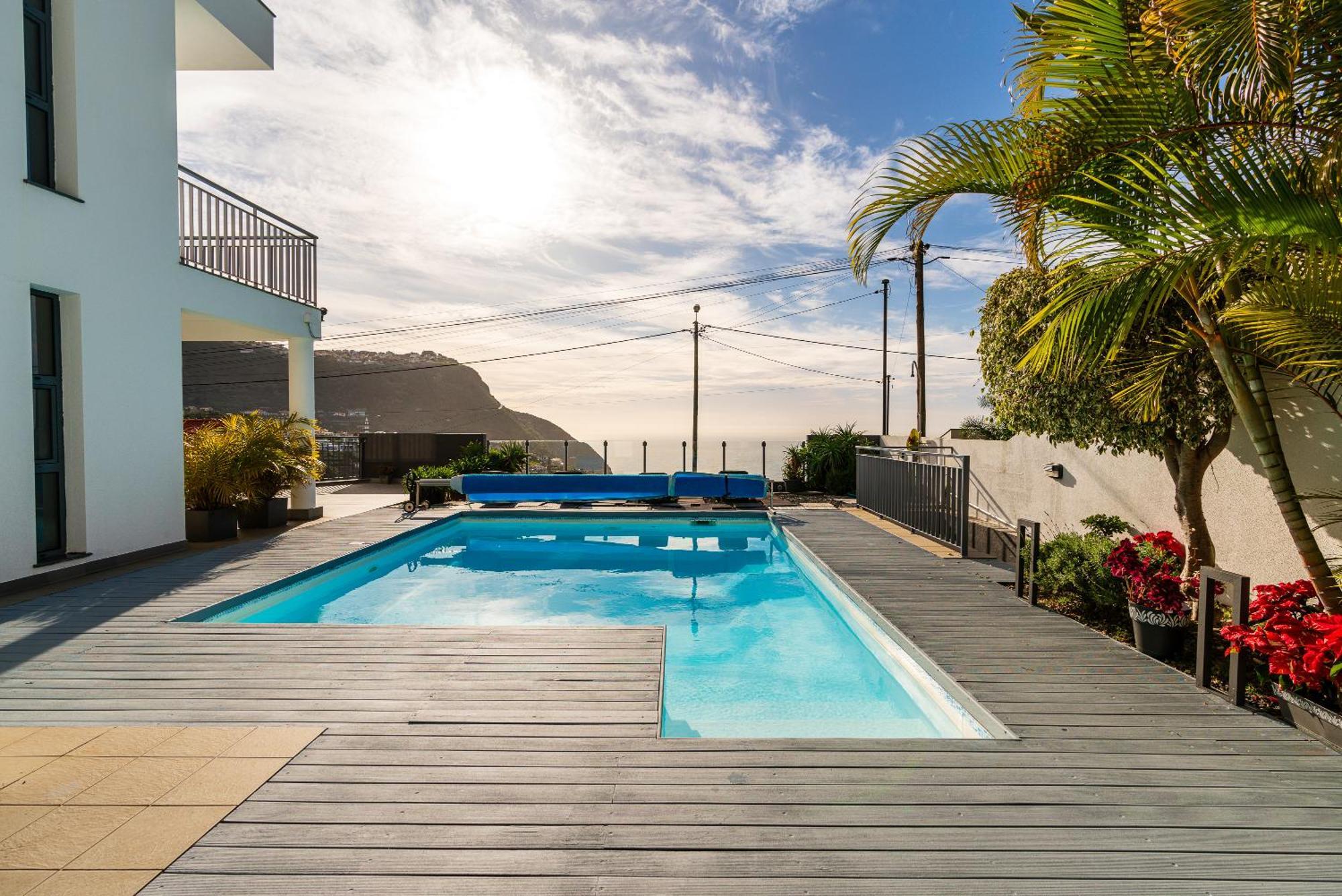 Nunes, Big House With Private Pool Calheta (Madeira)
